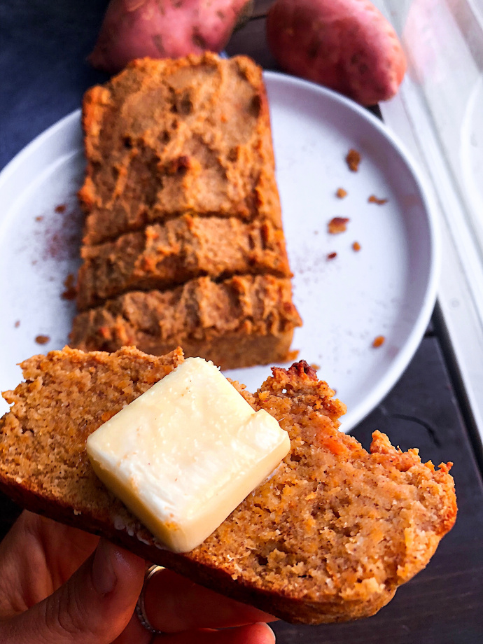 healthy maple sweet potato bread that is paleo and gluten free.