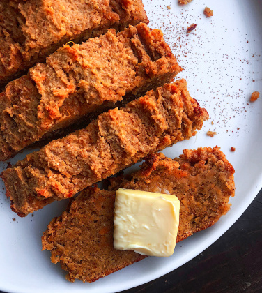 healthy maple sweet potato bread that is paleo and gluten free.