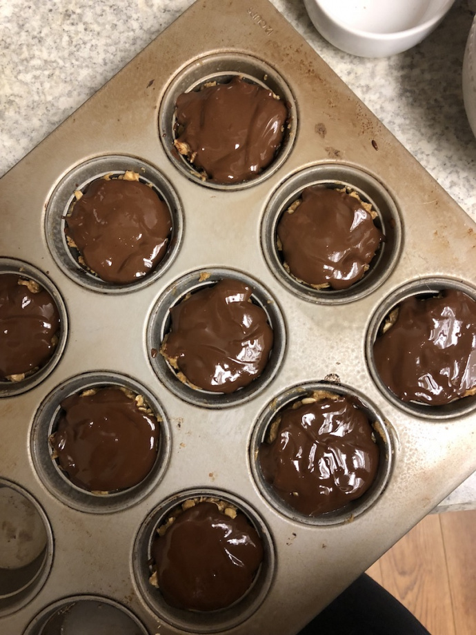 PB Chocolate Oatmeal Cups