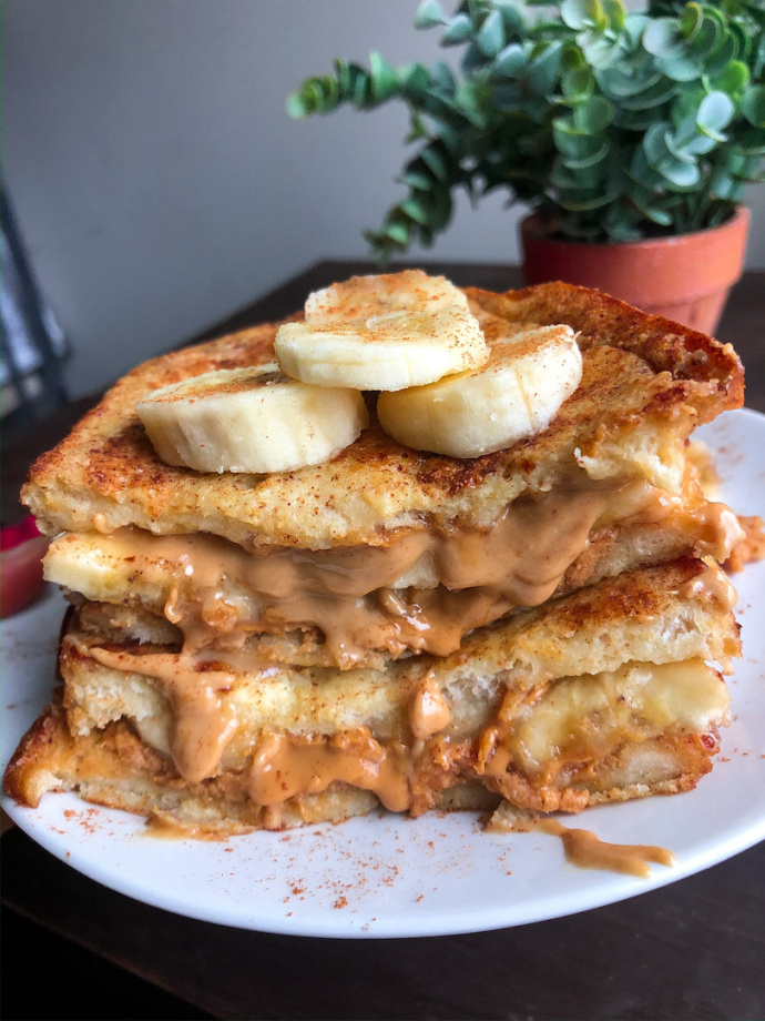 PB & Banana Stuffed French Toast {Simple, Healthy, DF}