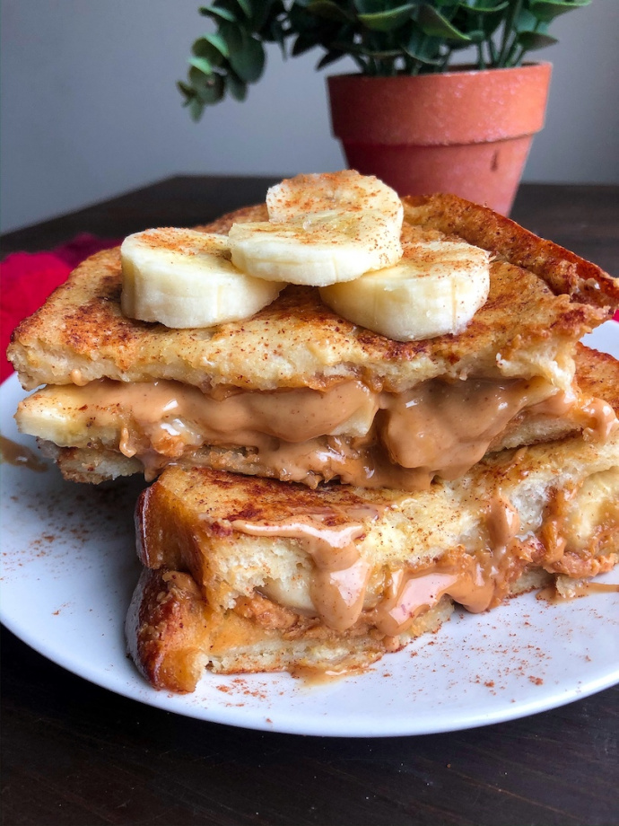 PB & Banana Stuffed French Toast {Simple, Healthy, DF}