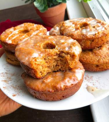 Carrot Cake Donuts {paleo, gluten free, healthy}