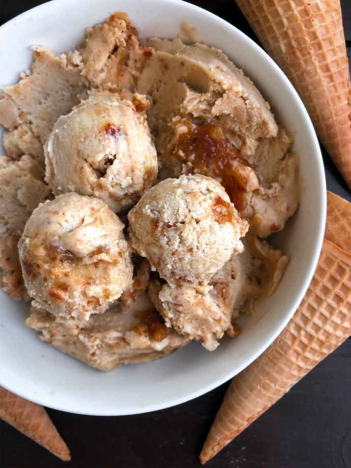 Vegan Salted Caramel Ice Cream {paleo, gluten free}