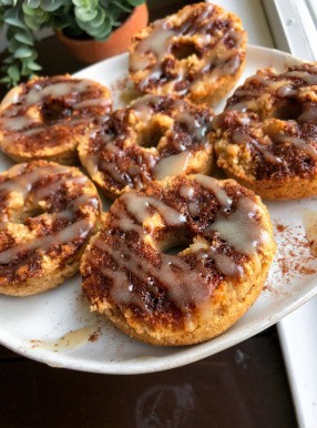 Cinnamon Roll Donuts {paleo, gluten free, healthy}