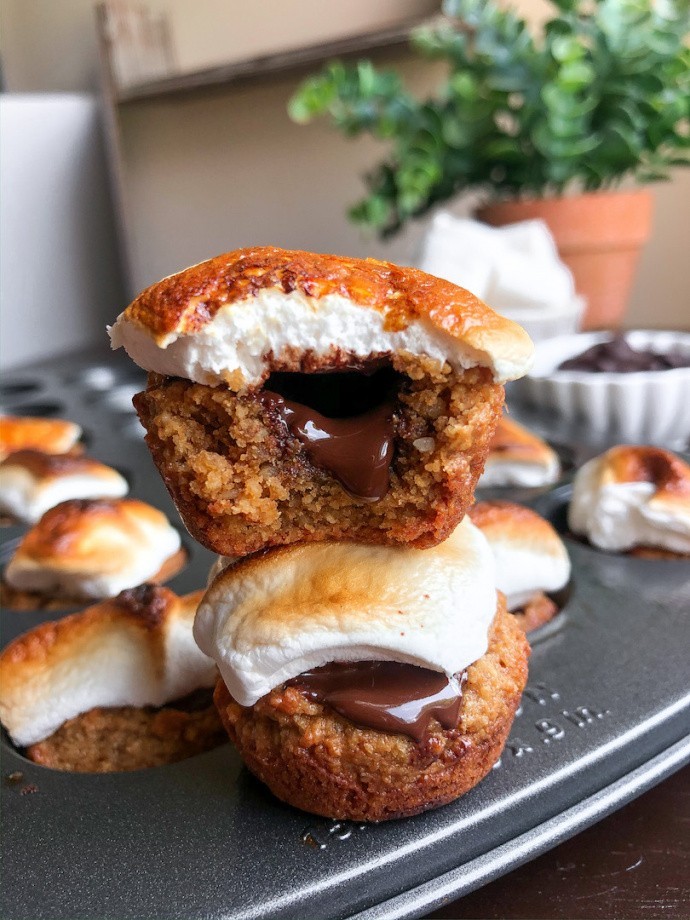 S'mores Cookie Cups {gluten free, healthy}