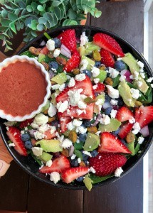 Strawberry Balsamic Vinaigrette (vegan, gf, paleo)