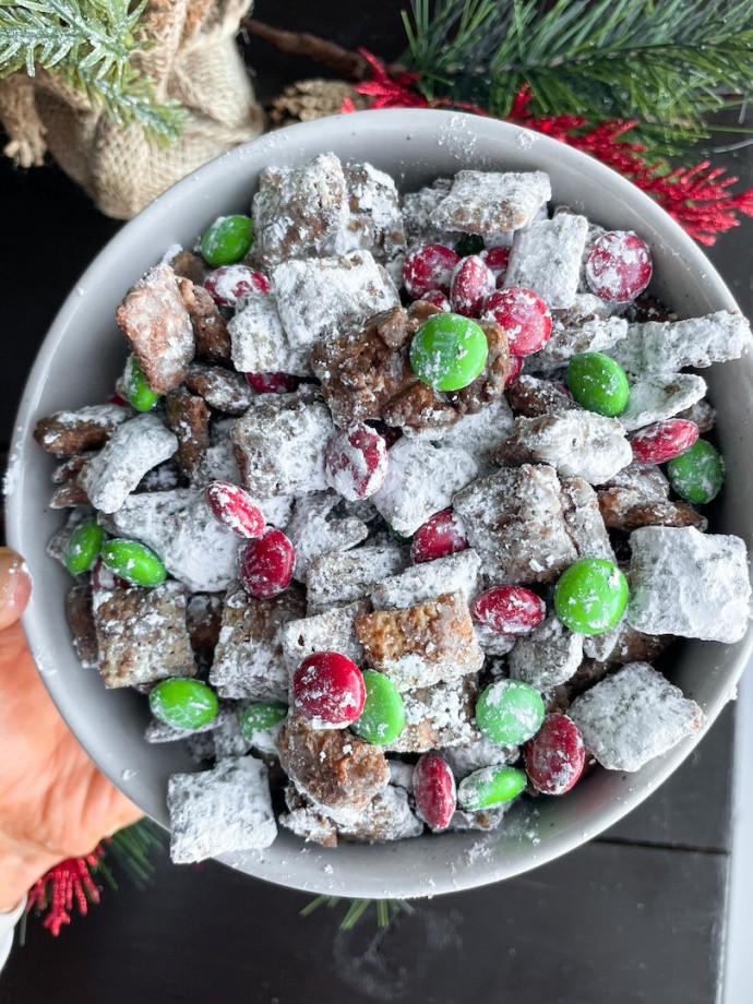 Christmas Puppy Chow (gluten free) 