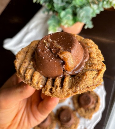 Salted Caramel Cup Cookies (paleo, gluten free)