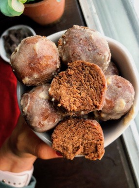 No Bake Chocolate Donut Holes (vegan, paleo, gluten free)