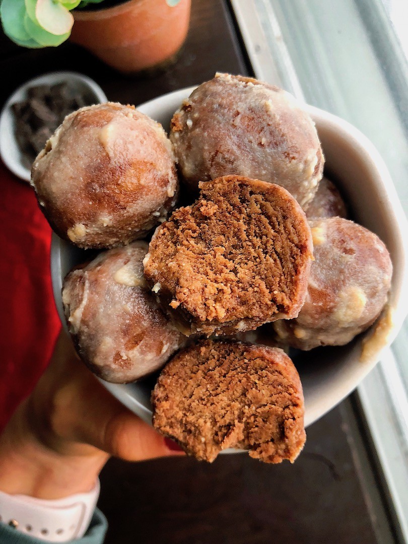 No Bake Chocolate Donut Holes (vegan, paleo, gluten free)