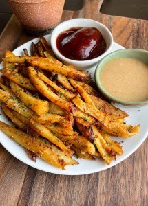 Air Fryer Garlic Fries (vegan, gluten free)