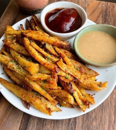 Air Fryer Garlic Fries (vegan, gluten free)