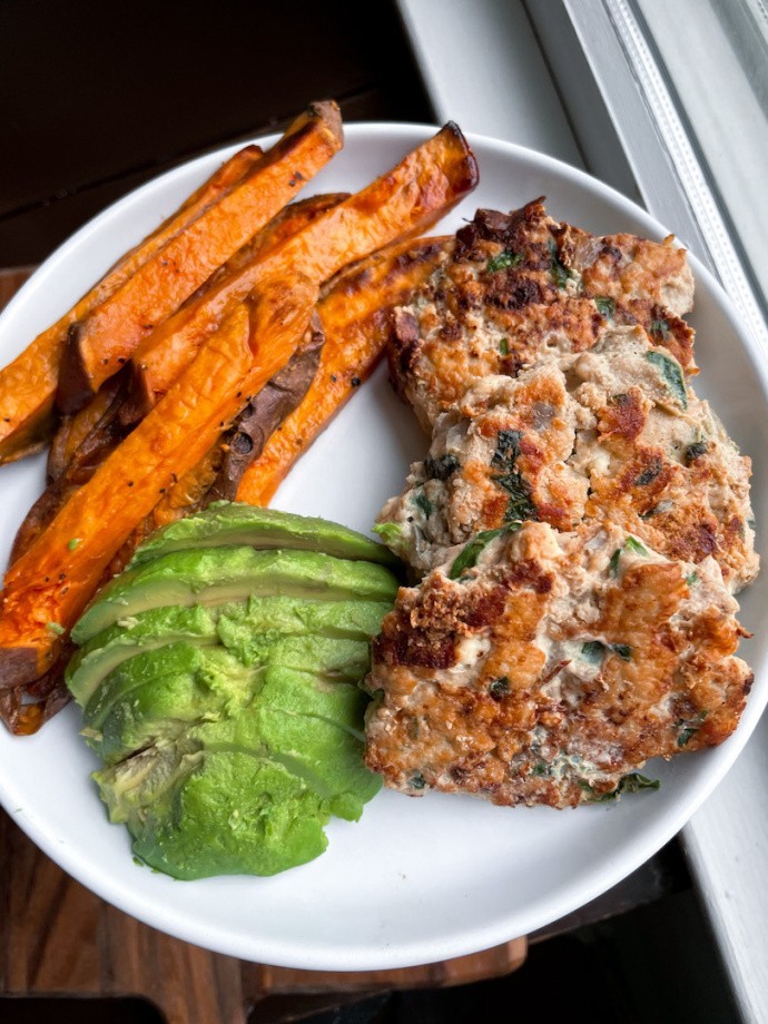 Spinach and Feta Chicken Burgers 