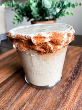 Vegan Cinnamon Roll Smoothie (healthy, gluten free