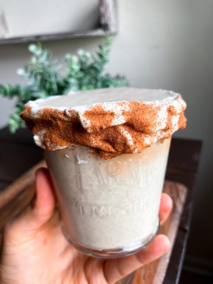 Vegan Cinnamon Roll Smoothie(healthy, gluten free