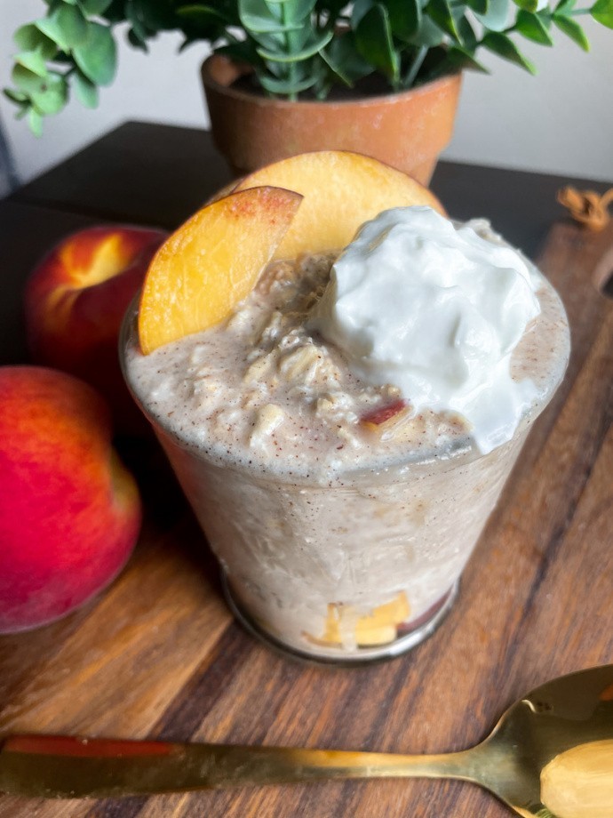 Peaches and Cream Overnight Oats (vegan and gluten free) 