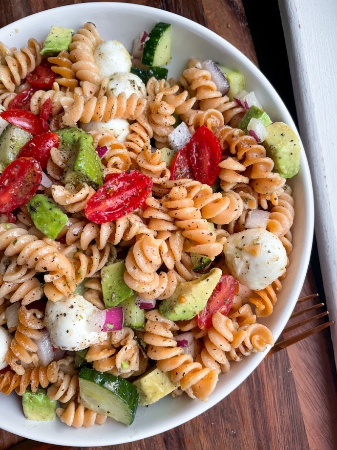 Easiest Healthy Pasta Salad (gluten free)