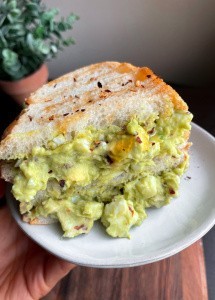 Avocado Egg Salad (paleo, gluten free, healthy)