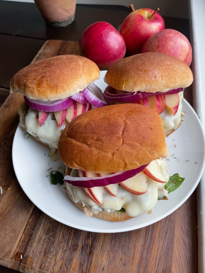 Apple Turkey Burgers (15 minute meals, easy dinner)