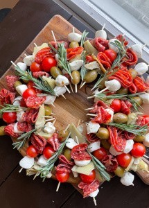 Holiday Wreath Charcuterie Board